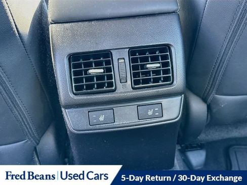 Used 2016 Subaru Legacy 3.6R Limited AWD/4WD image 34