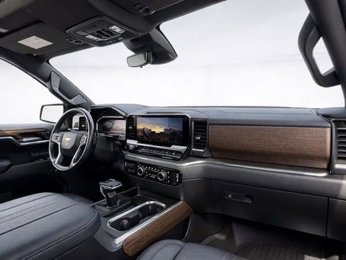 Used 2023 Chevrolet Silverado 1500 High Country w/ Technology Package image 20