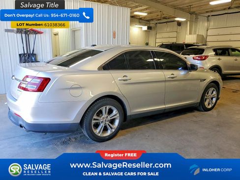 Used 2015 Ford Taurus SE FWD image 4