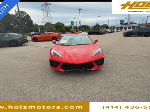 Certified 2022 Chevrolet Corvette Stingray Preferred Cpe w/ Engine Appearance Package RWD image 4