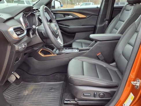 Used 2023 Chevrolet TrailBlazer ACTIV w/ Sun and Liftgate Package image 13