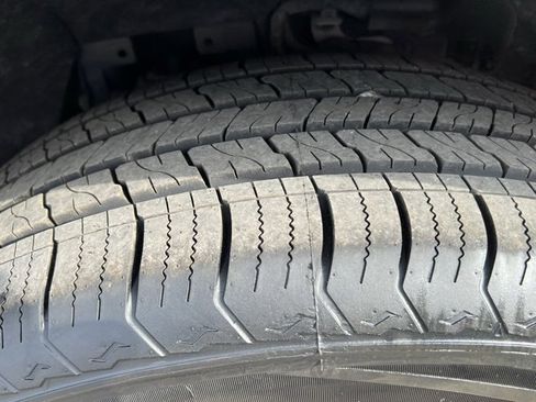 Certified 2023 Nissan Rogue SV image 10