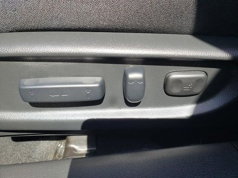 Used 2015 Honda Accord Sport image 16