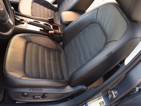 Used 2015 Volkswagen Passat TDI SEL Premium image 34