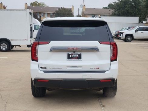 Used 2024 GMC Yukon AT4 w/ Technology Package image 14