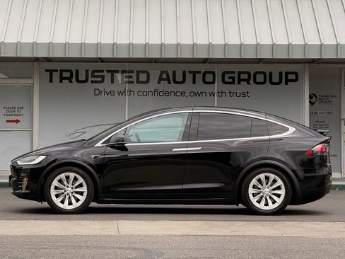 Used 2016 Tesla Model X 90D AWD/4WD image 5