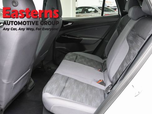 Used 2021 Volkswagen ID.4 Pro RWD image 21