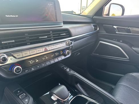 Used 2022 Kia Telluride EX w/ EX Premium Package FWD image 23