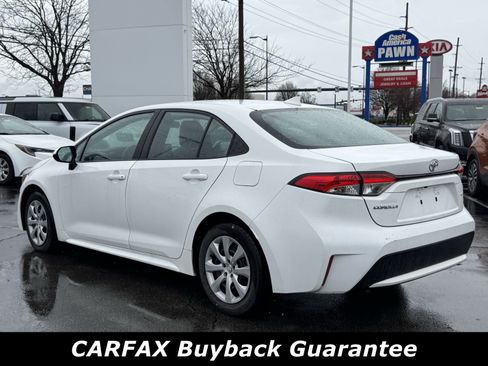 Used 2022 Toyota Corolla LE w/ Carpet Mat Package (TMS) image 2