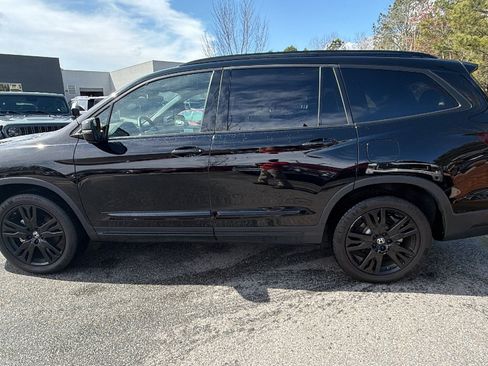 Used 2021 Honda Pilot Black Edition image 11