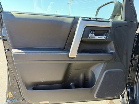Used 2024 Toyota 4Runner SR5 Premium AWD/4WD image 32