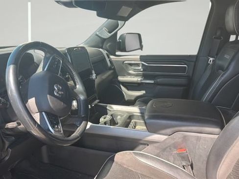 Used 2023 RAM 1500 Laramie AWD/4WD image 13