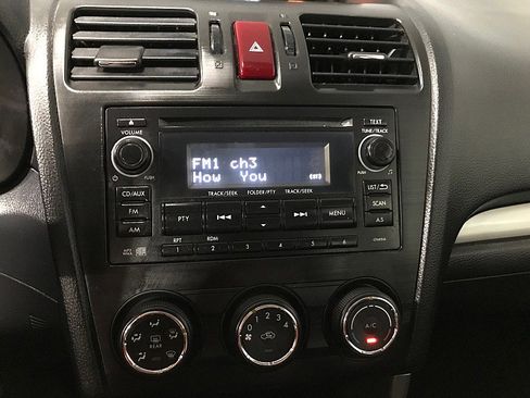 Used 2015 Subaru Forester 2.5i w/ Alloy Wheel Package image 29