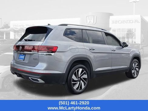 Used 2025 Volkswagen Atlas SE FWD image 5