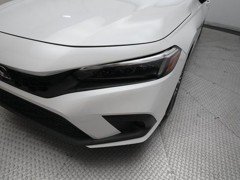 Certified 2024 Honda Civic EX-L image 22