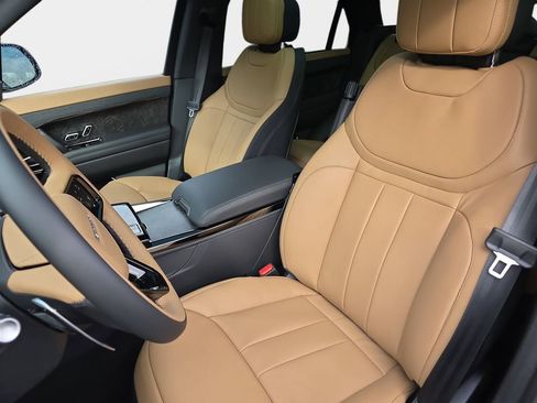New 2026 Land Rover Range Rover Sport Dynamic SE AWD/4WD image 15