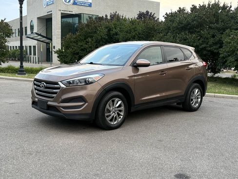 Used 2017 Hyundai Tucson SE FWD image 1