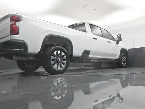 Used 2024 Chevrolet Silverado 2500 Custom w/ Custom Value Package AWD/4WD image 46