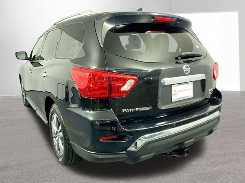 Used 2020 Nissan Pathfinder SL image 32