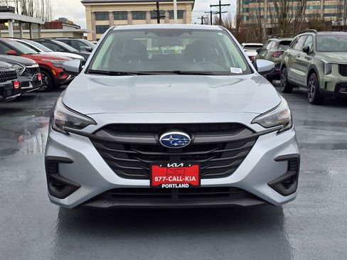 Used 2025 Subaru Legacy Premium image 8