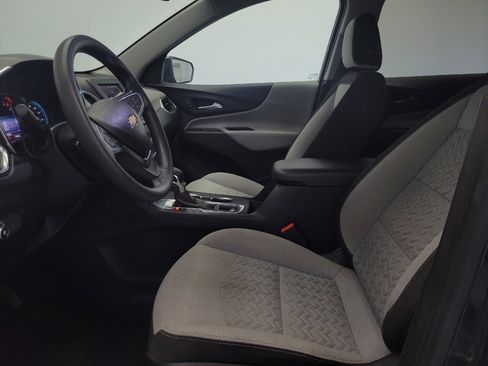 Used 2022 Chevrolet Equinox LT FWD image 17