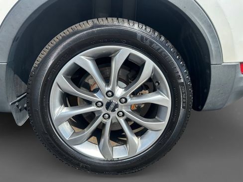 Used 2017 Lincoln MKC Select FWD image 9