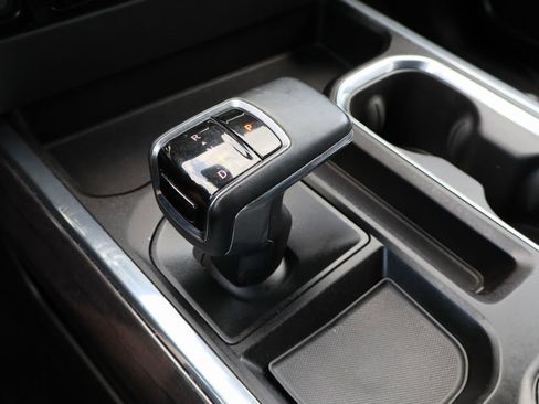 Used 2023 Chevrolet Silverado 1500 LTZ AWD/4WD image 19