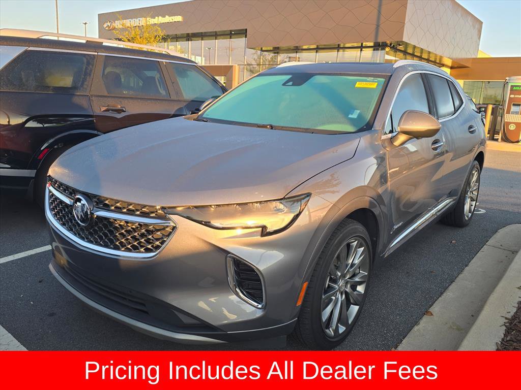 Used 2022 Buick Envision Avenir w/ Premium Seat Package FWD image 2