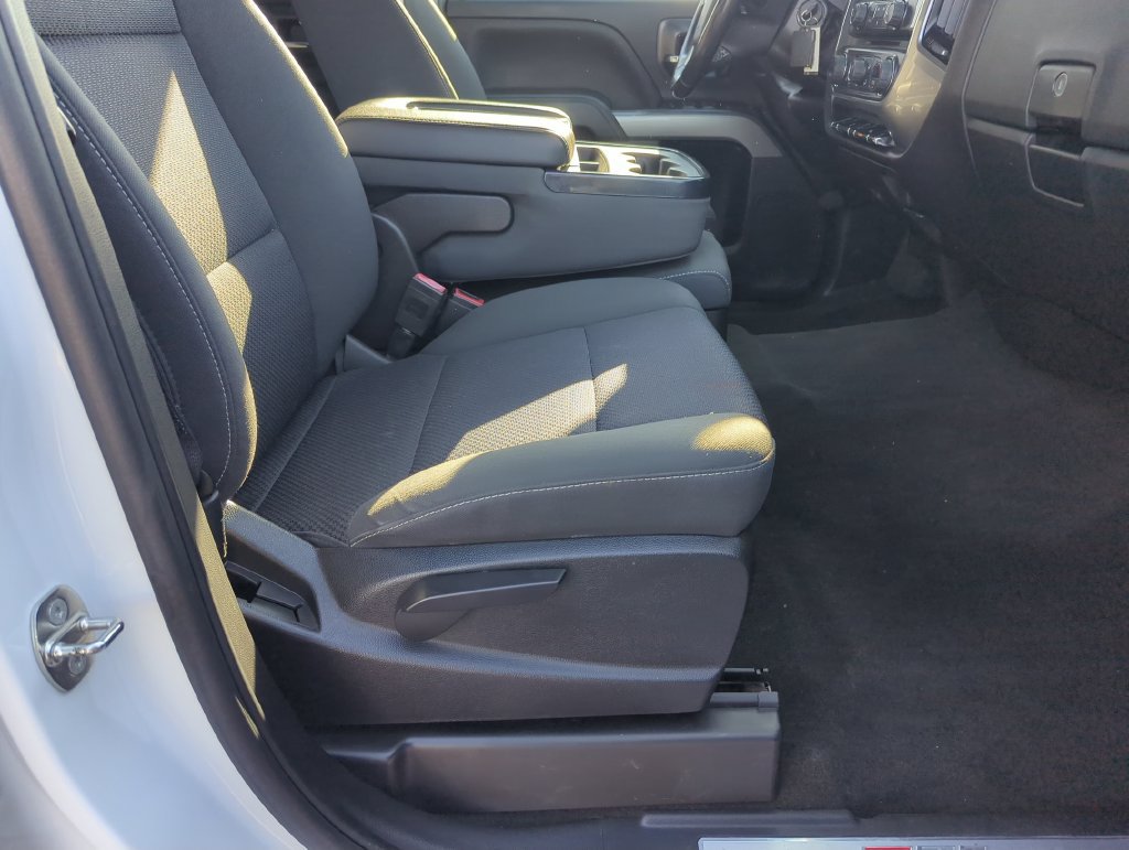 Used 2017 Chevrolet Silverado 1500 LT w/ All Star Edition AWD/4WD image 24