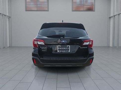 Used 2019 Subaru Outback 2.5i Touring AWD/4WD image 8
