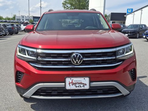 Used 2023 Volkswagen Atlas SE AWD/4WD image 2
