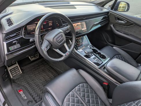 Used 2020 Audi SQ7 Premium Plus w/ SQ7 Black Optic Package image 14