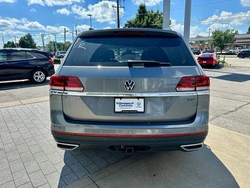 Used 2023 Volkswagen Atlas SE w/ Panoramic Sunroof Package AWD/4WD image 6