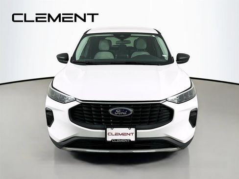 Used 2024 Ford Escape Active FWD image 3