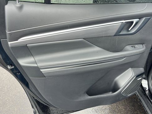 Used 2025 Buick Enclave Preferred image 21