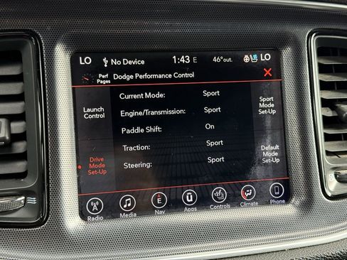 Used 2017 Dodge Challenger GT w/ Driver Convenience Group image 5