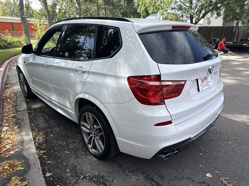 Used 2016 BMW X3 xDrive28i AWD/4WD image 3