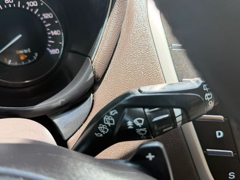 Used 2018 Lincoln MKC Premiere FWD image 34