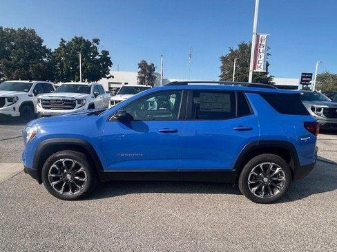 New 2026 GMC Terrain Elevation w/ Elevation Premium Package image 3