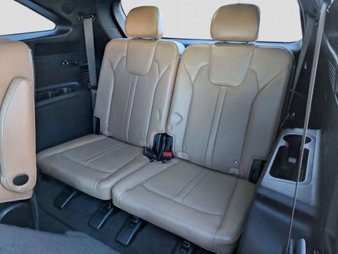 Certified 2024 Kia Sorento SX Prestige w/ Olive Brown Leather Package image 29