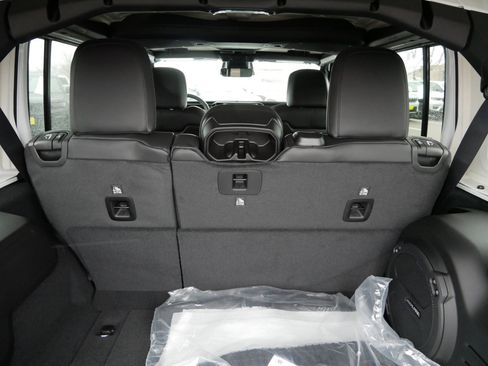 New 2026 Jeep Compass Trailhawk image 11