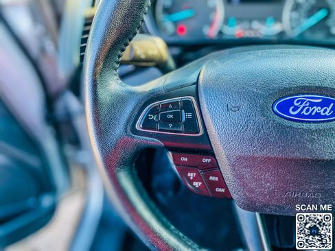 Used 2018 Ford EcoSport SE w/ SE Convenience Package image 20