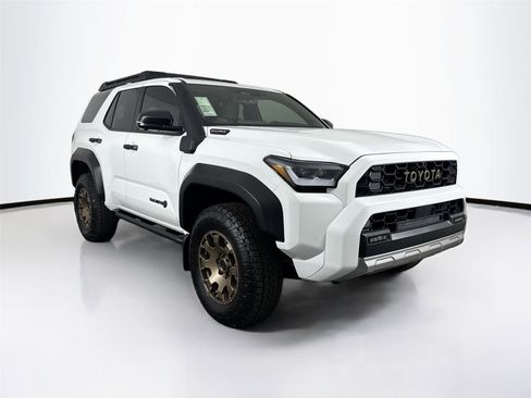 Certified 2025 Toyota 4Runner Trailhunter image 10