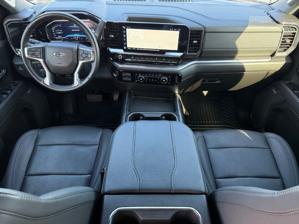 Used 2024 Chevrolet Silverado 2500 LTZ w/ LTZ Plus Package AWD/4WD image 12