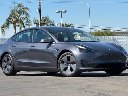 Used 2022 Tesla Model 3 Long Range AWD/4WD image 2