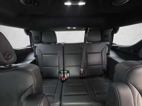 Used 2022 Chevrolet Tahoe Z71 image 17