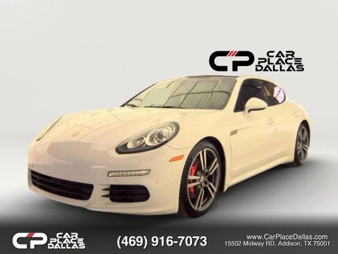 Used 2015 Porsche Panamera 4S AWD/4WD image 3