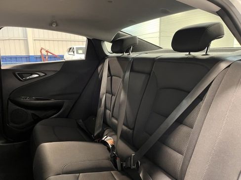 Used 2023 Chevrolet Malibu LT image 17