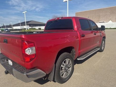 Used 2016 Toyota Tundra SR5 w/ SR5 Upgrade Package image 8