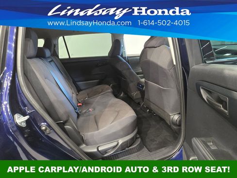 Used 2021 Toyota Highlander LE FWD image 10